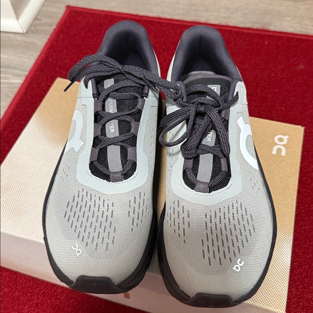 ON CloudTec Gray and Black Sneakers size 8.5 slightly worn in original box - Picture 2 of 6